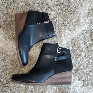 Wedge heeled booties